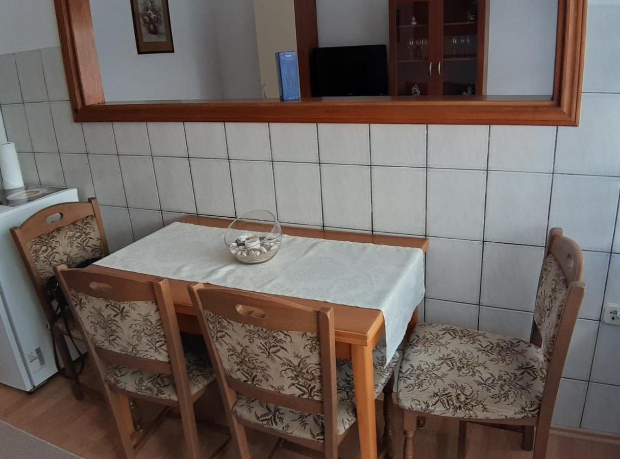 Apartment Ivana Gospic Bagian luar foto